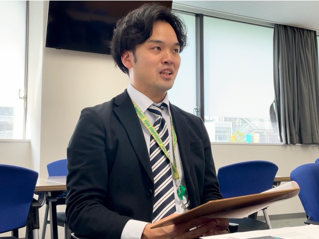 総務課職員 解良さん