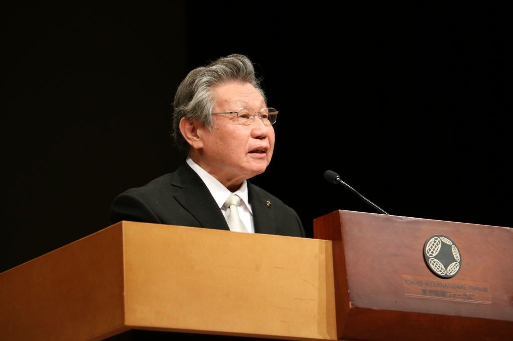 中込秀樹理事長による「理事長祝辞」