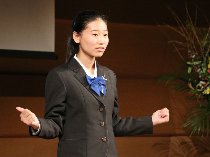 福田知佳さん（ノートルダム女学院高等学校2年）