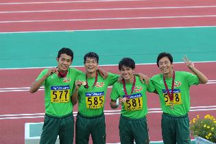 男子4×400mR