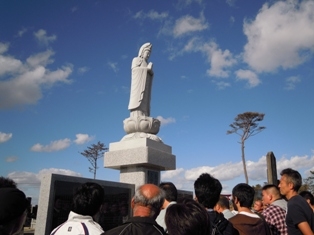 大曲地区慰霊碑