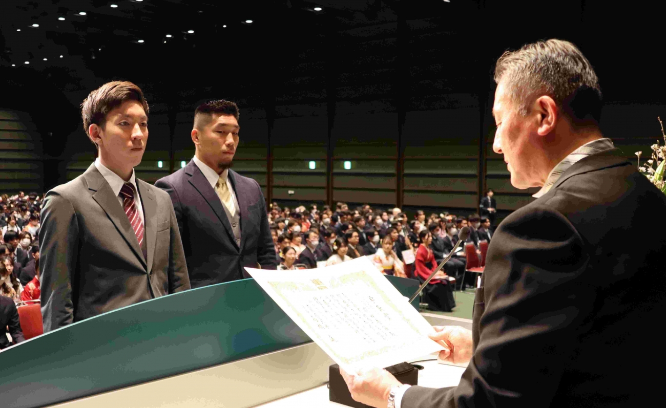 学長賞（前田秀隆さん　スポーツ・健康科学研究科修士課程スポーツ・健康科学専攻）
