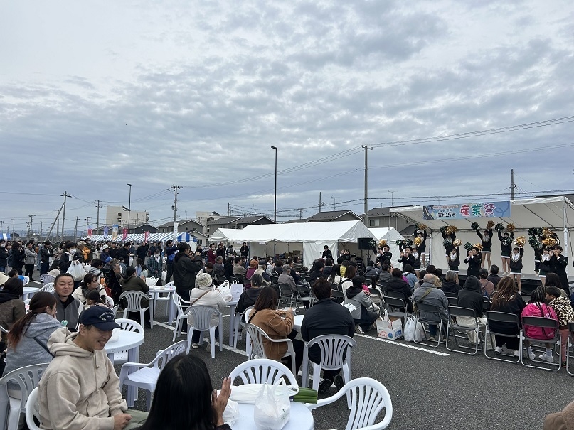 産業祭ステージ前の様子