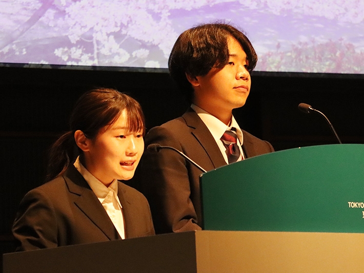 笛木美結さん（3年）、峯村陽哉さん（3年）