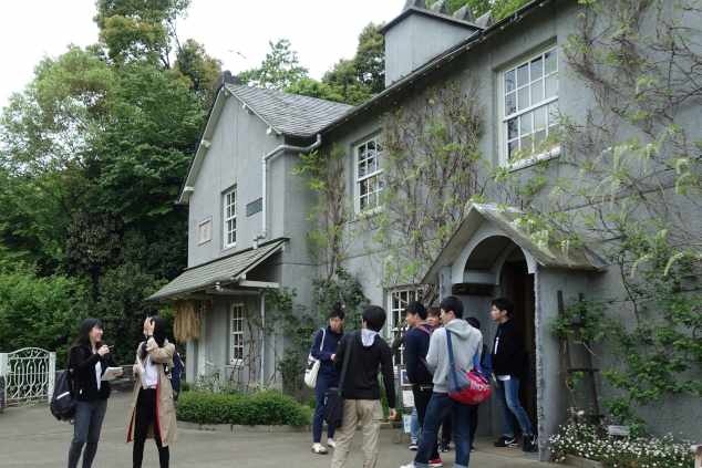 学びながら仲良くなっていきます