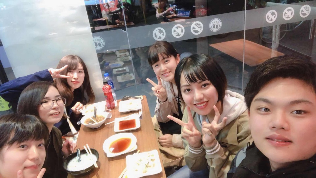 女子達も餃子だったそうです。でも違う店。考えることは一緒だったのですね。