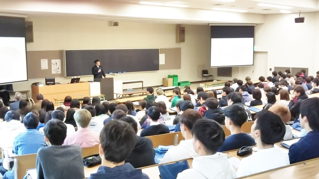 新里学部長の挨拶