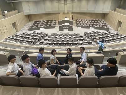 東京都議会・本会議場