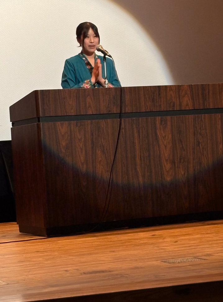 インドネシア語2年 岡本千織さん