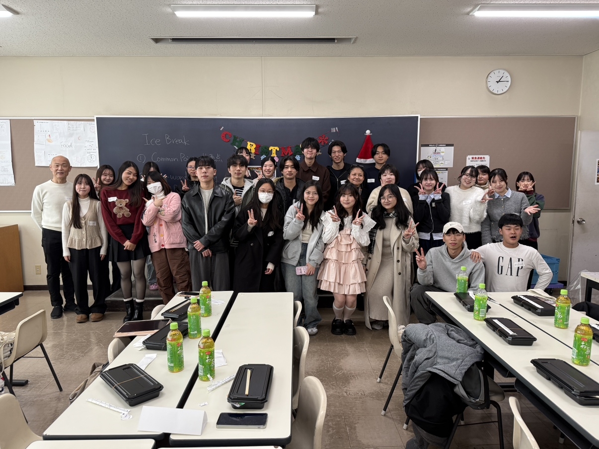 食事会後の集合写真