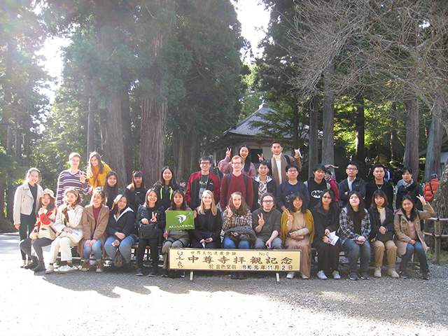 写真:外国人留学生研修旅行