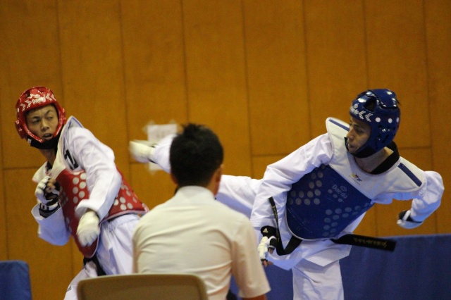 決勝で闘う鈴木選手