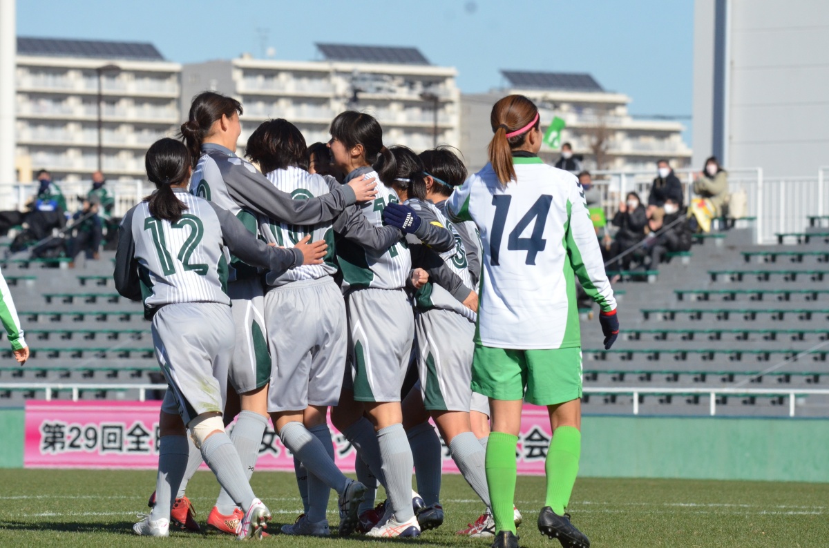 写真提供：スポーツ大東編集部